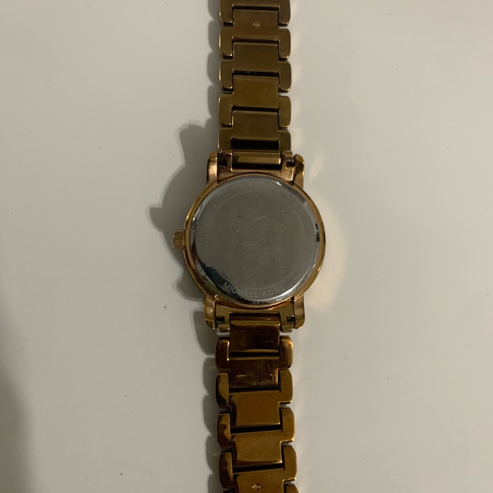 Women watch Michael kors good condition